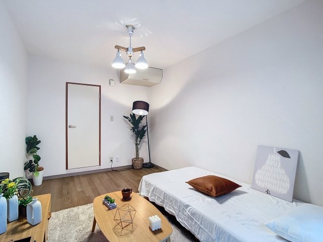 スカイコート都立大学2階 ※家具・小物はイメージです