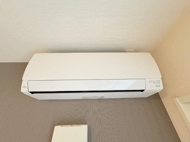 ラーバンコート大宮土屋107号室 エアコン