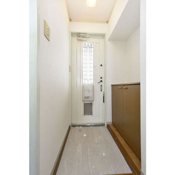 パークヨコチョー 玄関