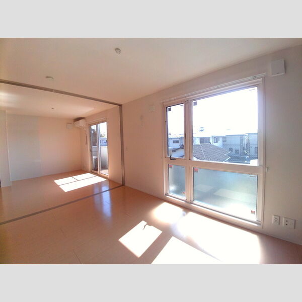 メープルハイツ203号室 洋室からの眺め