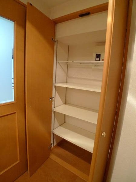 アルカンシエル横浜山下公園 収納