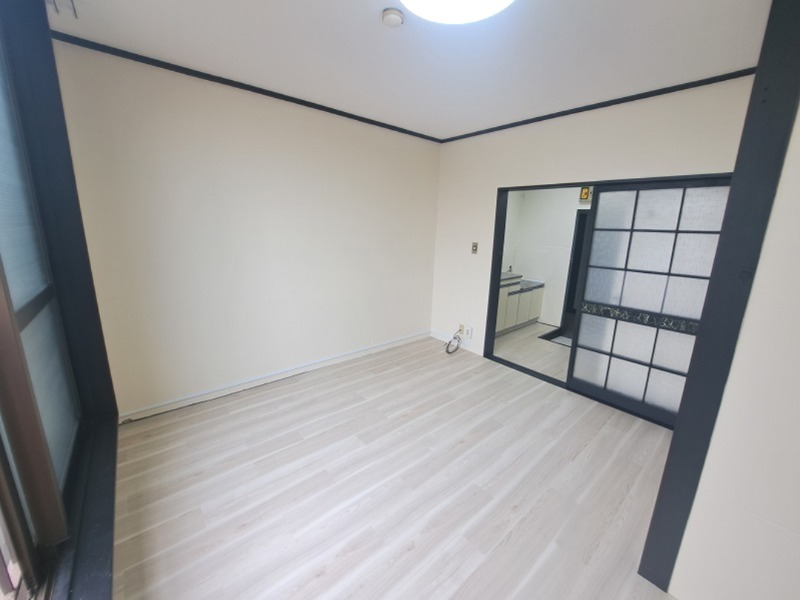 泉屋ビル3階 内観