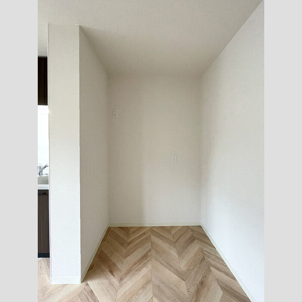 ハイカムール駒形202号室 冷蔵庫置き場