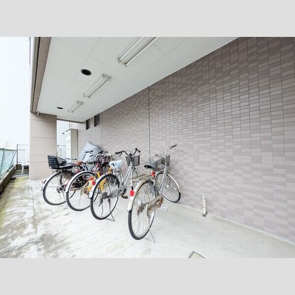 ASAJIビル 駐輪場