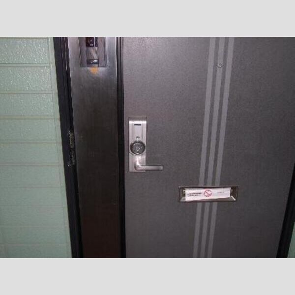 ニュー・トリヴァンベールユアサ203号室 ニュー・トリヴァンベールユアサ玄関ドアカードキー