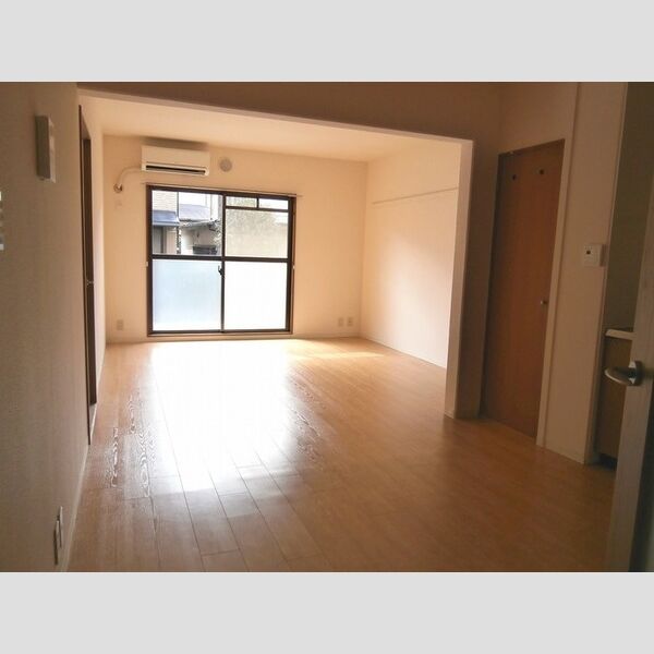 ハビテーションWADAⅢ リビング