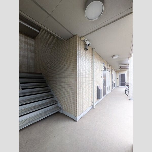 メゾンボヌール202号室 エントランス