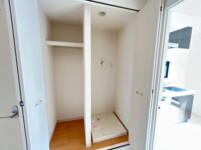 アンビシャス千葉城前502号室 室内洗濯機置き場