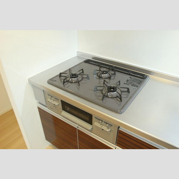 メルシー芙蓉10 201号室　キッチンコンロ