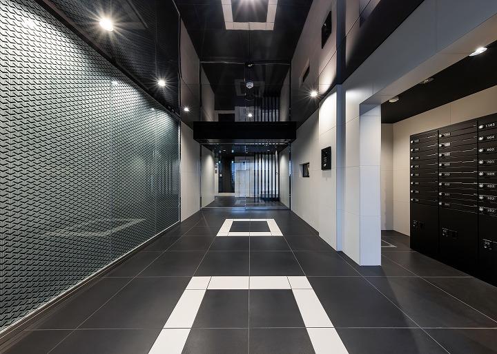 ジェノヴィア南千住Ⅲスカイガーデン4階 玄関