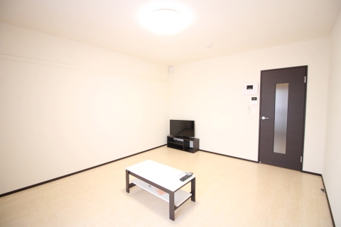 クレイノマルシェ 内観