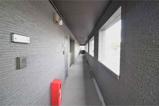 フォレストメゾン子安A202号室 エントランス