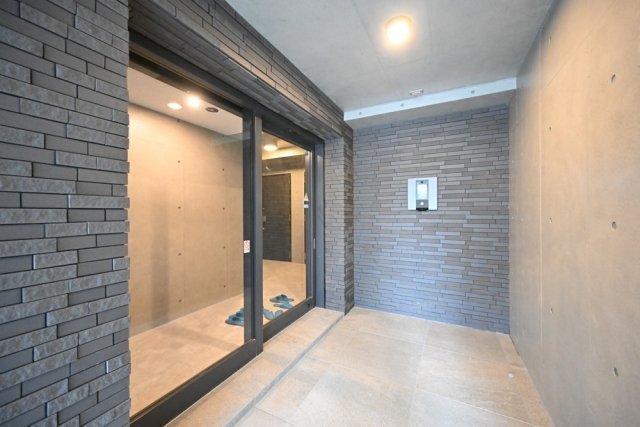 フェリデンシア御嶽山4階 エントランス