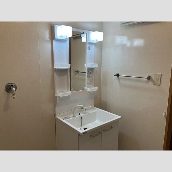 ルミエールC 洗髪洗面化粧台