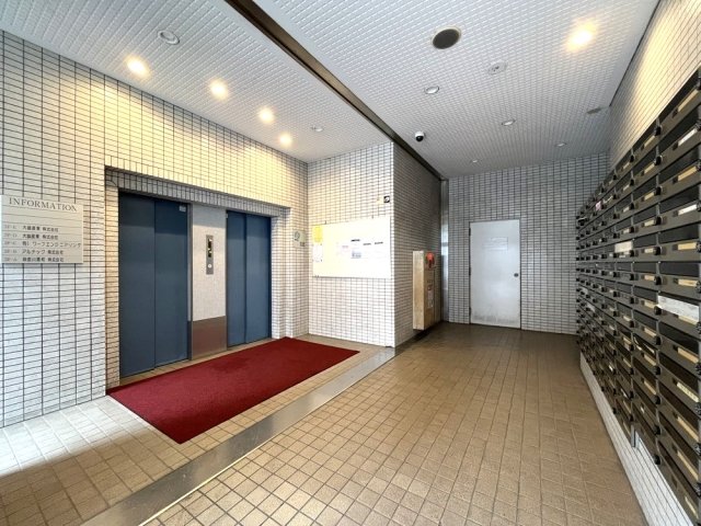 グランドメゾン鶴見5階 エントランス