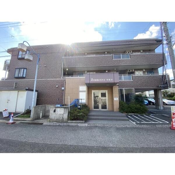 ジュネス中国分の外観画像