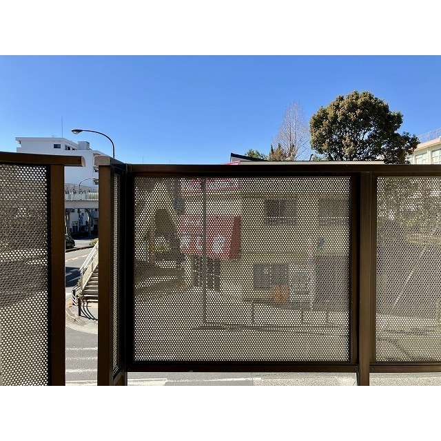 サニークレスト湘南平塚201号室 バルコニー