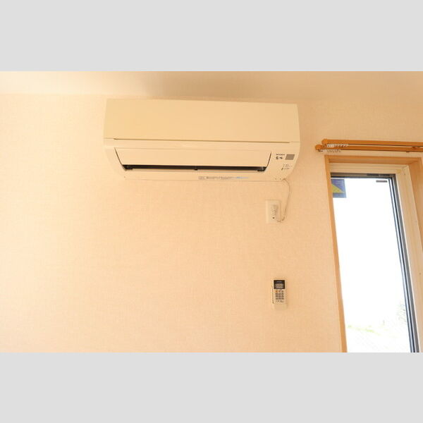 フォレ・プランドール205号室 エアコン