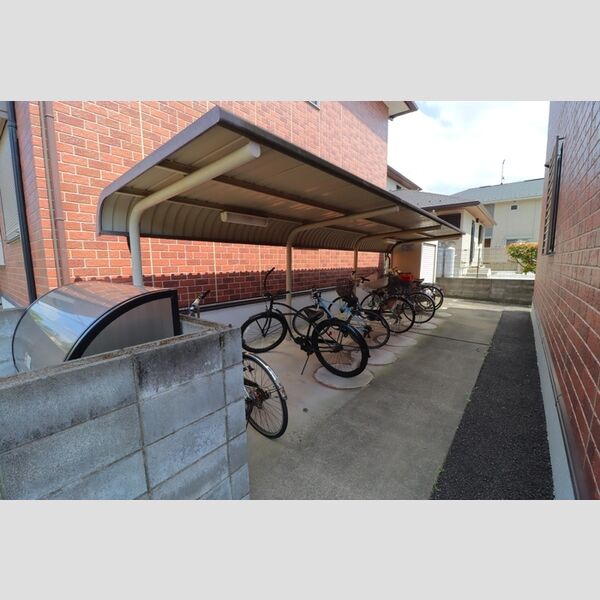 シャレーエスポワール　壱番館 駐輪場