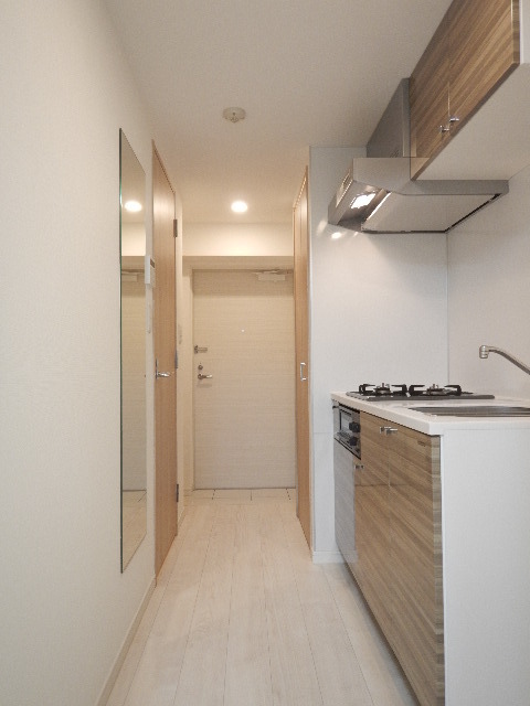 グランド・ガーラ大島 収納もある玄関です