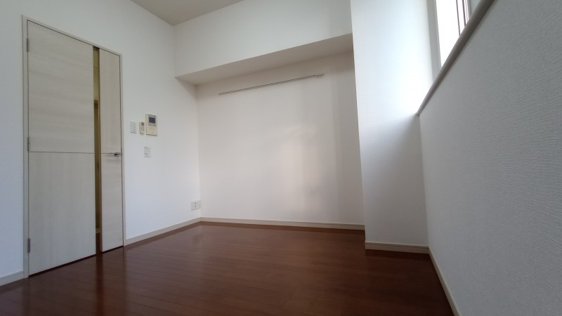 レグラス横浜西口 リビング