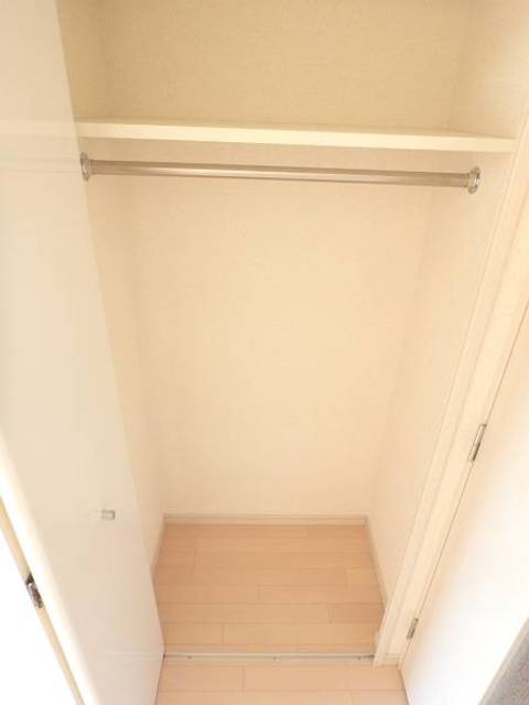 ガラ・グランディ中野 収納