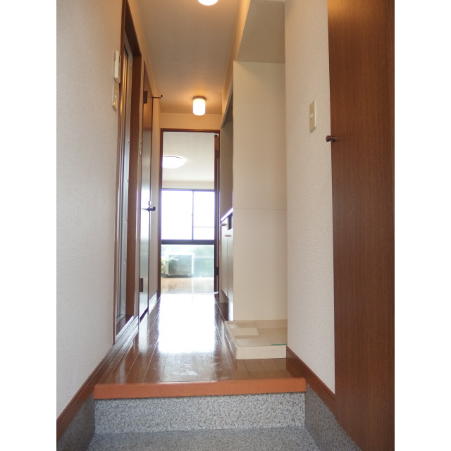 アムール 上福岡 玄関