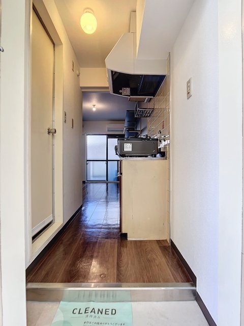 メゾン・ド・ジョワ1階 玄関