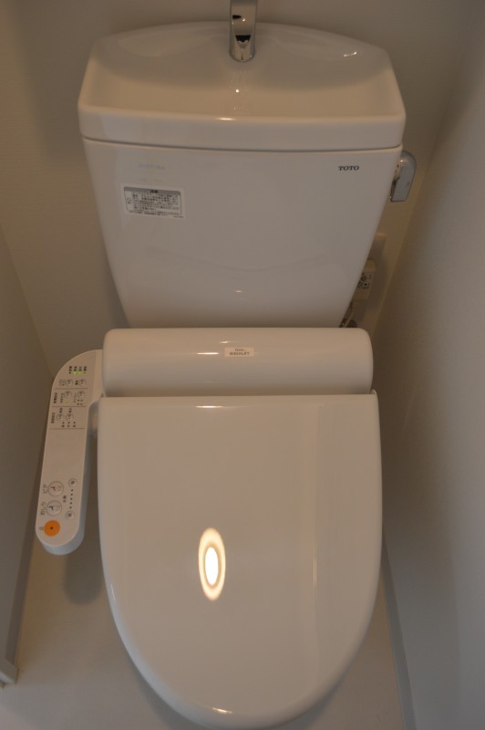 クレイシア西横浜10階 トイレ