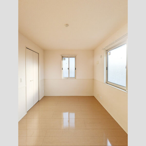 Sky ルーム　Ⅲ301号室 同建物別部屋の参考画像