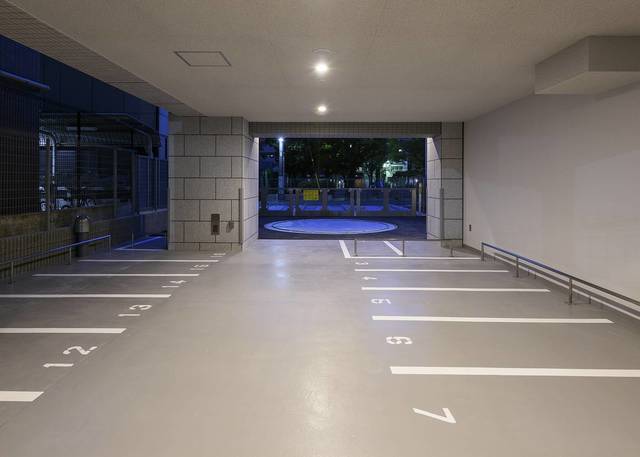 グランド・ガーラ川崎西口 敷地内駐車場