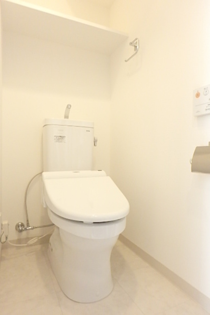 ガーラ・プレシャス川崎4階 トイレです