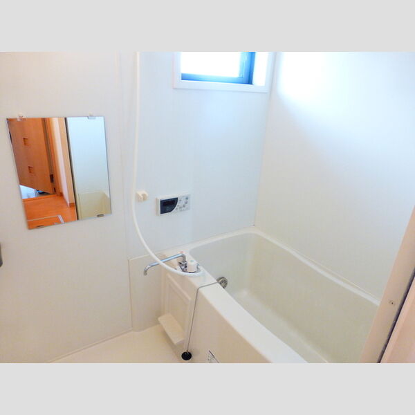 パルヴィラージュ　C 浴室