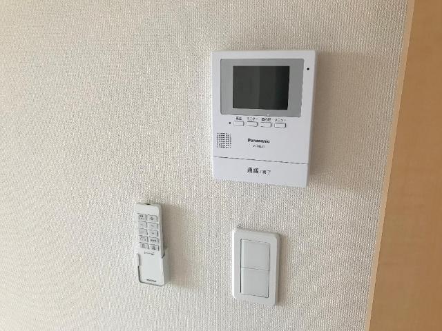コンフォール103号室 カメラ付インターホン