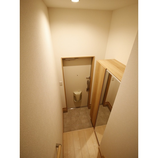 クレール 柳根町 玄関