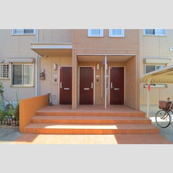 マルベリー　Ⅱ エントランス