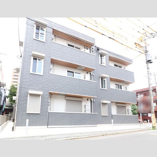 フレラウム102号室 外観