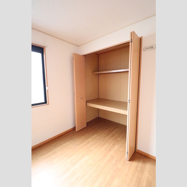 アーバンライフⅡ103号室 物入