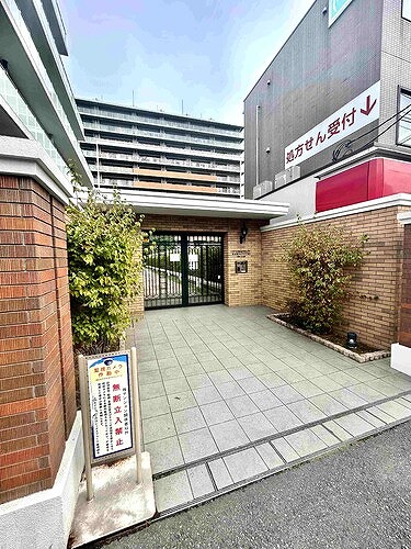 ルイシャトレ川口レックスフォート エントランス