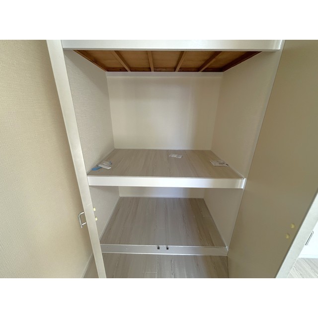 メゾンホワイトフェニックス 内観