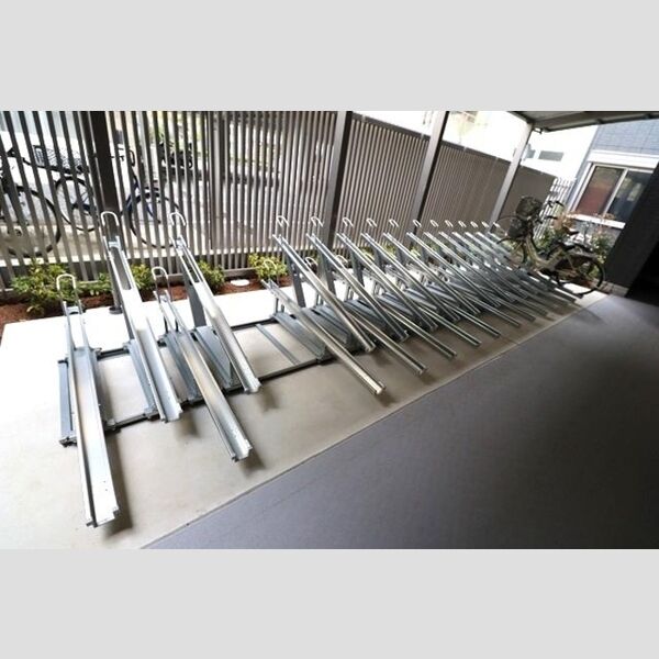 サクラガーデン西葛西 駐輪場