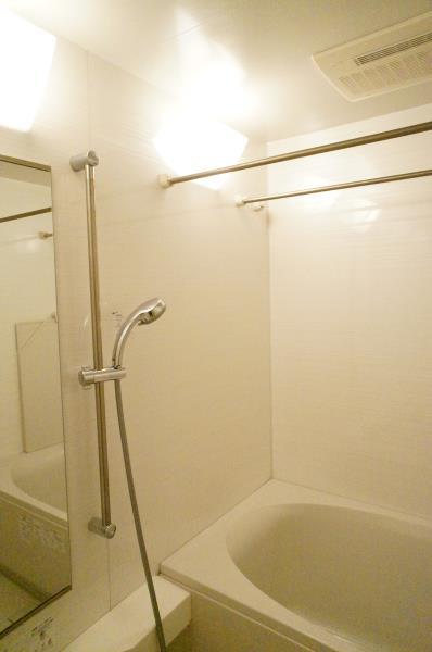 Ｂｒｉｌｌｉａ　ｉｓｔ　三軒茶屋　ブラッサムテラス3階 お風呂