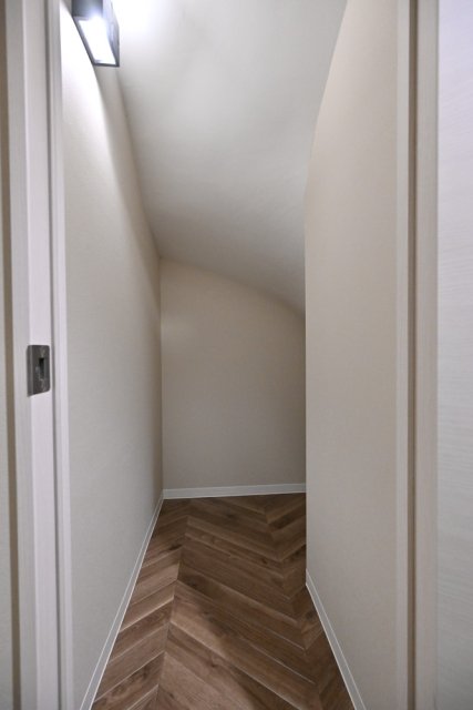 Apartment小石川後楽園1階 階段下収納