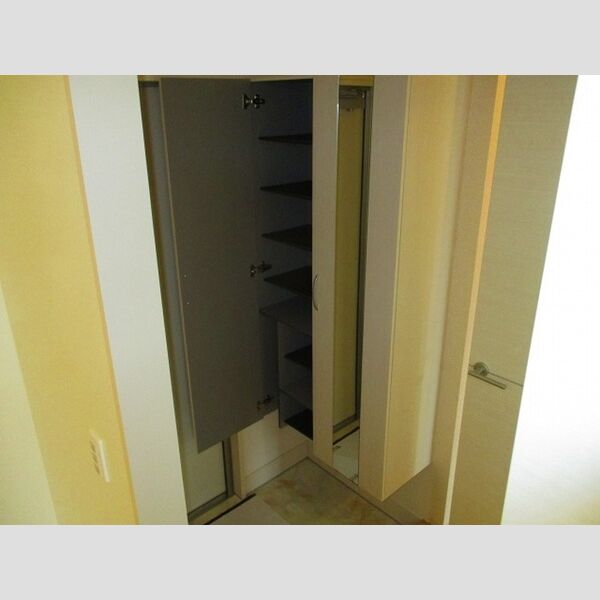 コートフォレスタ　A シューズBOX