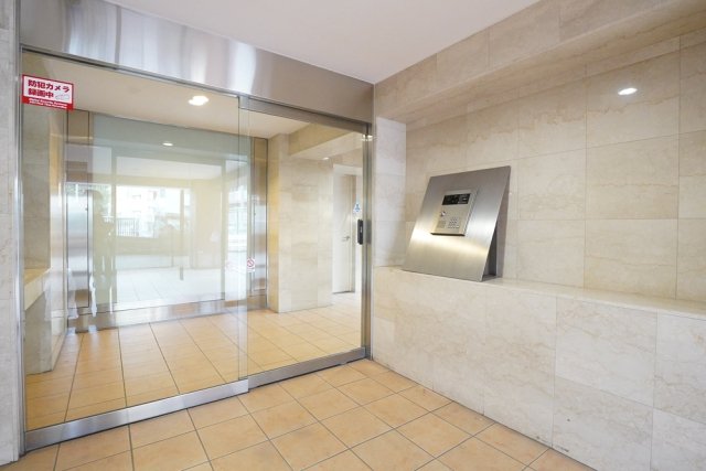 ＡｚａｌｅａＨｏｕｓｅ野方2階 エントランス