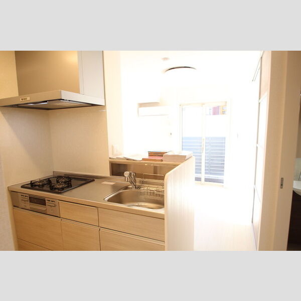 ラピュタ　ウイングス キッチンはガス3口グリル付き♪