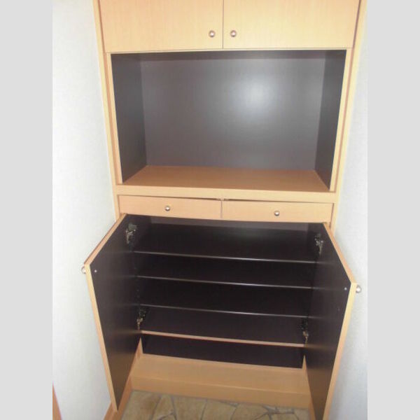 ベルデュール(F) 玄関