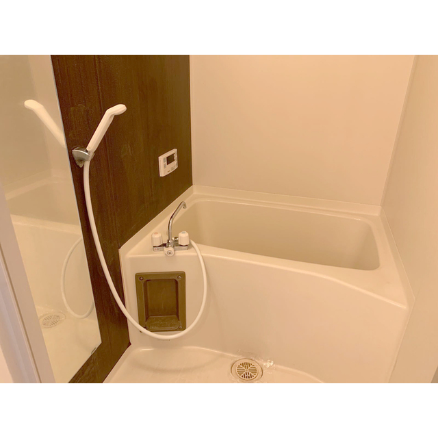 コモド三郷 内観