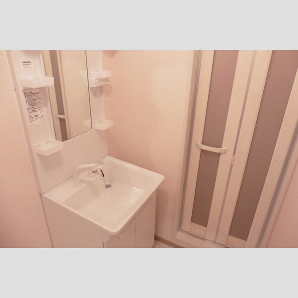 ハイツ・リヴァーサイド 洗髪洗面化粧台