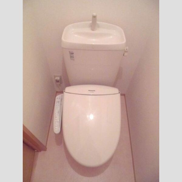 イースト・コート 温水洗浄暖房便座